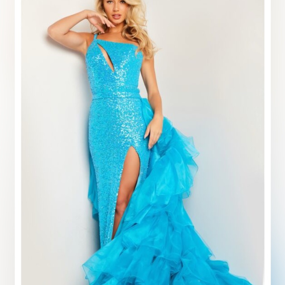 Jovani sequin gown with ruffled back skirt 38769.  Size 4.